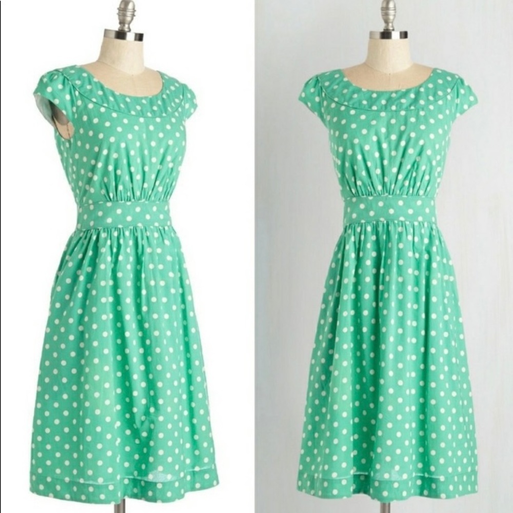 Emily and Fin Day after Day Dress Polka Dot Green Small ModCloth